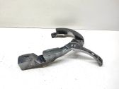 Front bumper mounting bracket