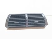 Grille d'aération centrale