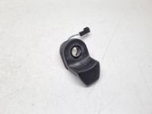 Tailgate glass/window release handle