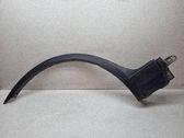 Garniture pour voûte de roue avant