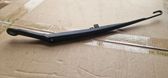 Front wiper blade arm