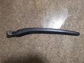 Rear wiper blade arm