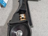 Altavoz de la puerta delantera