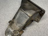 Engine mounting bracket