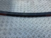 Moldura embellecedora de la barra del amortiguador trasero