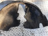 Front wheel arch liner splash guards