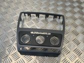 Verkleidung Radio / Navigation