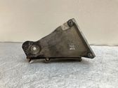 Engine mounting bracket