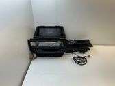 Radio / CD-Player / DVD-Player / Navigation