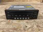 Radio/CD/DVD/GPS-pääyksikkö