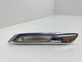 Front fender indicator light