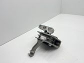 Engine mount bracket