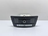 Radio / CD-Player / DVD-Player / Navigation