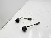 Altavoz de alta frecuencia en la puerta delantera