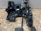 Accelerator throttle pedal