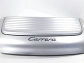Tailgate/trunk spoiler