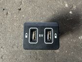 USB-pistokeliitin
