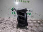 Rejilla de ventilación central del panel