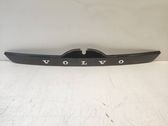 Trunk door license plate light bar