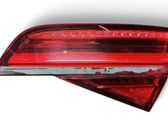 Tailgate rear/tail lights