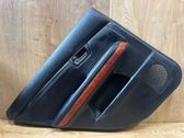 Moldura del tarjetero de la puerta trasera