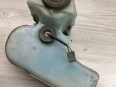 Windshield washer fluid reservoir/tank