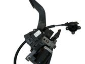 Accelerator throttle pedal