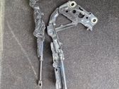 Engine bonnet/hood hinges