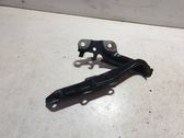 Engine bonnet/hood hinges