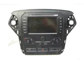 Radio/CD/DVD/GPS head unit
