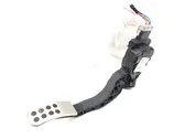 Accelerator throttle pedal