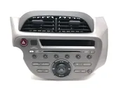 Radio / CD-Player / DVD-Player / Navigation