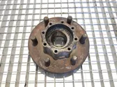 Rear wheel bearing hub