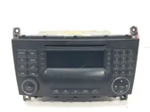 Radio/CD/DVD/GPS-pääyksikkö