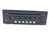 Radio / CD-Player / DVD-Player / Navigation