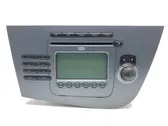 Radio/CD/DVD/GPS-pääyksikkö