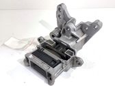 Engine mount vacuum valve