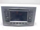 Radio / CD-Player / DVD-Player / Navigation