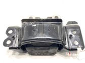 Engine mount vacuum valve