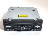 Radio / CD-Player / DVD-Player / Navigation
