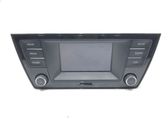Radio/CD/DVD/GPS head unit