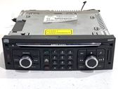 Radio / CD-Player / DVD-Player / Navigation