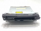 Radio / CD-Player / DVD-Player / Navigation