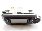 Radio / CD-Player / DVD-Player / Navigation