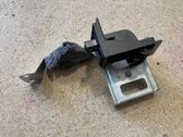 Parcel shelf load cover mount bracket