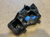 Rear bumper mounting bracket