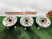 Front wheel hub