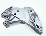 Engine mounting bracket