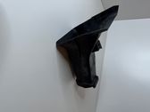Etupyörän sisälokasuojat