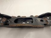 Gearbox mounting bracket